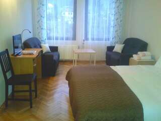 Отель Hotel Hinovi Hvoyna Hvoyna Двухместный номер Делюкс с 1 кроватью или 2 отдельными кроватями-1